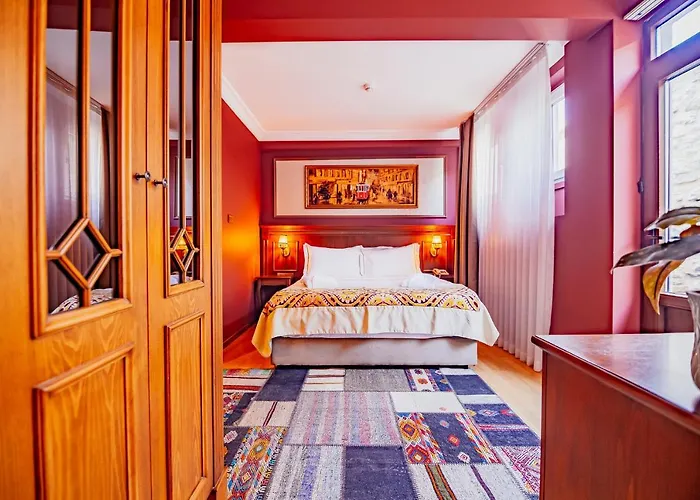 Fatma Sultan Hotel 3*