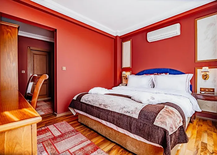 Fatma Sultan Hotel 3*